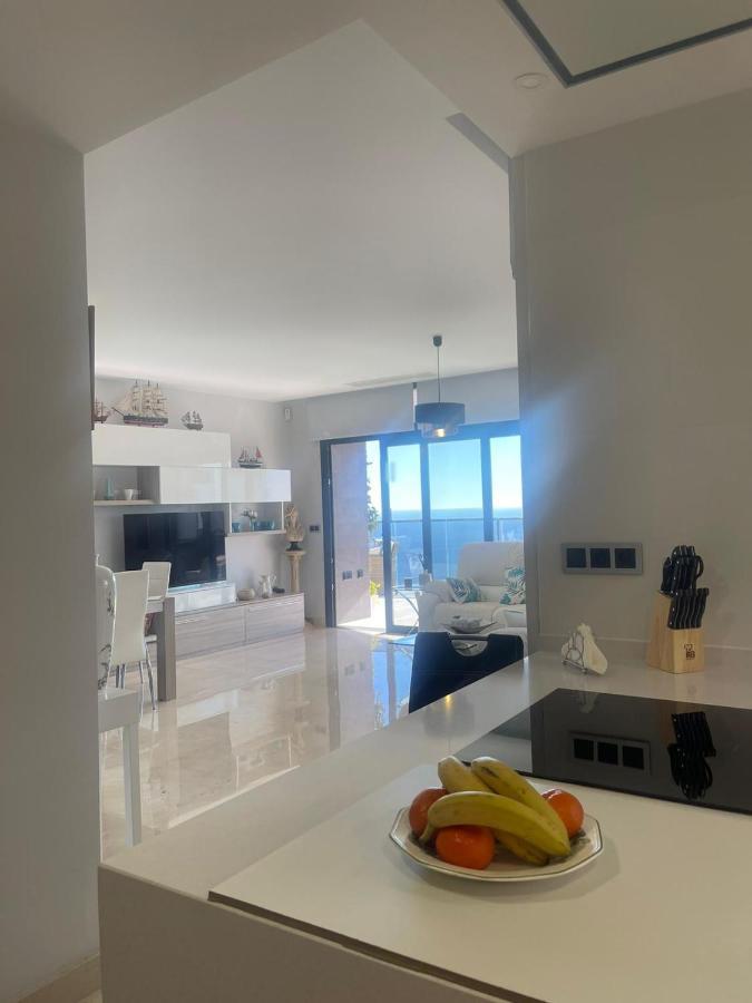 Sunset Waves Benidorm Julieta Vistas Al Mar Premium 200 Mt2 Con Jacuzzi En Terraza Daire Dış mekan fotoğraf