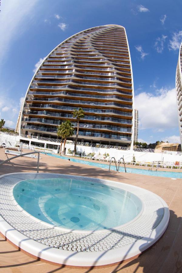 Sunset Waves Benidorm Julieta Vistas Al Mar Premium 200 Mt2 Con Jacuzzi En Terraza Daire Dış mekan fotoğraf
