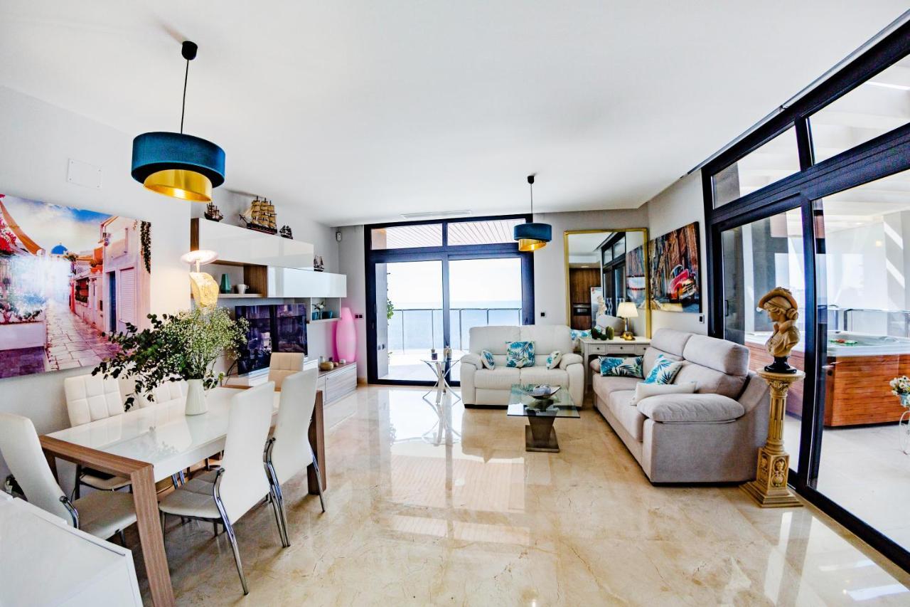 Sunset Waves Benidorm Julieta Vistas Al Mar Premium 200 Mt2 Con Jacuzzi En Terraza Daire Dış mekan fotoğraf